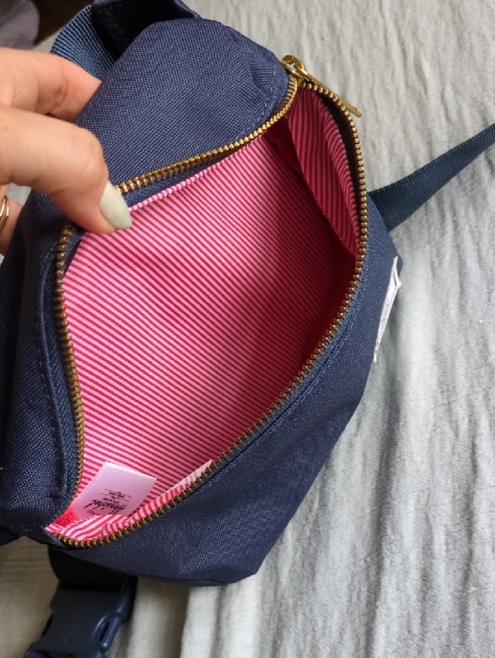 Herschel Supply Company Navy Waist Pack with Gold Zipper - Picture 4 of 4